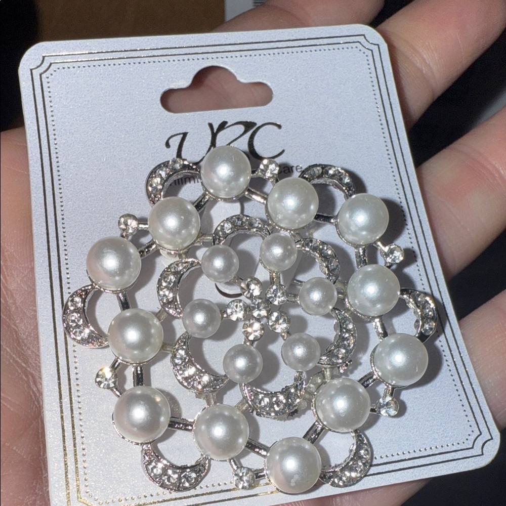 Chic Silver and White Pearl Brooch